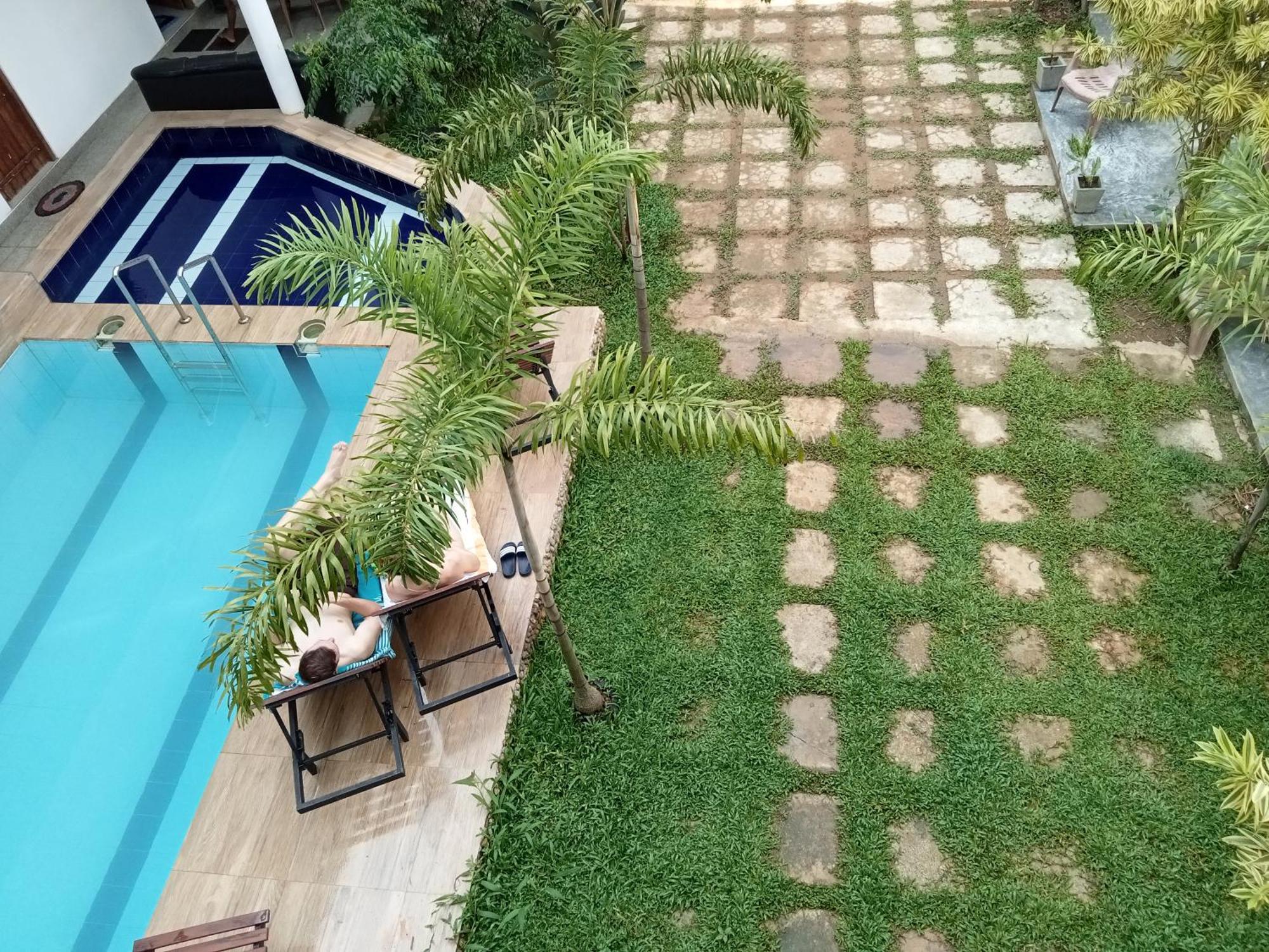 Bed and Breakfast Share Safari House Udawalawe Esterno foto